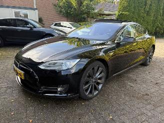 Damaged car Tesla Model S 85D 140.000KM NAP PANO NAVI LEER CAMERA 2014/8