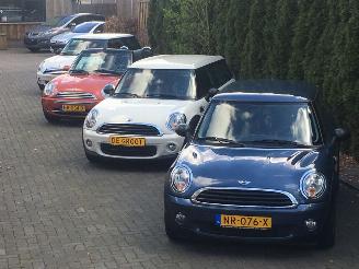 Mini  COOPERS ONE CLUBMAN CARBIO picture 1