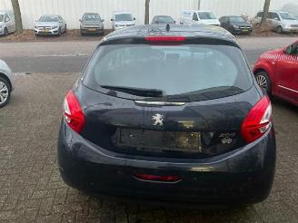 Peugeot 208 208 I (CA/CC/CK/CL), Hatchback, 2012 / 2019 1.0 Vti 12V PureTech picture 6