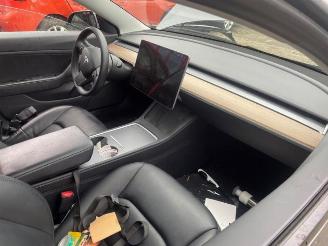Tesla Model 3 Model 3, Sedan, 2017 Long Range AWD 75 kWh picture 6