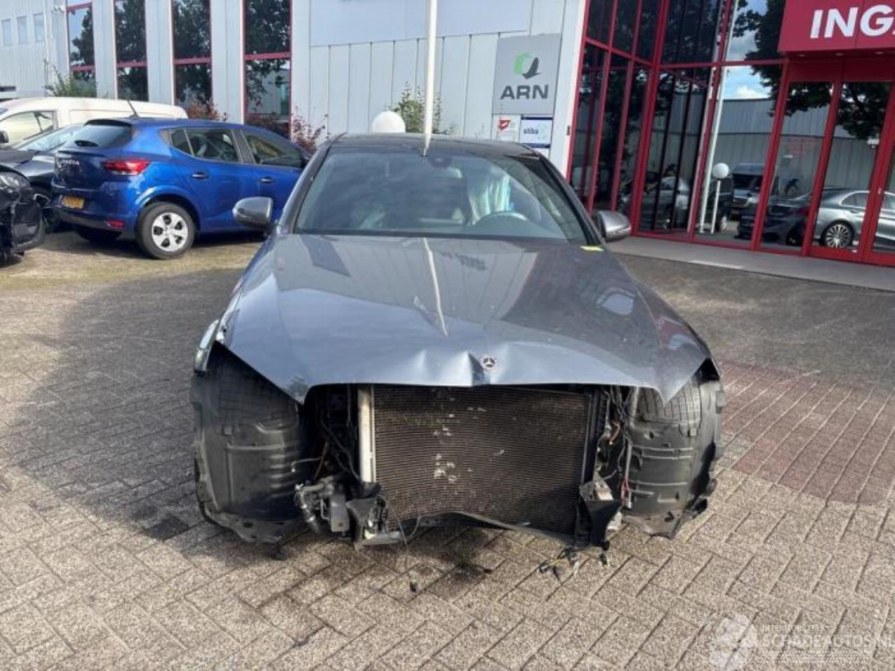 Mercedes C-klasse C (W205), Sedan, 2013 C-180 1.6 16V