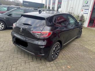 Vrakbiler auto Renault Clio Clio V (RJAB), Hatchback 5-drs, 2019 1.0 TCe 90 12V 2024/3