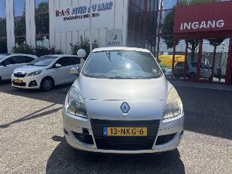 Uttjänta bilar auto Renault Scenic 1.4 16V TCe 130 MPV  Benzine 1.397cc 2010/9