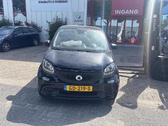 Vrakbiler auto Smart Forfour Forfour (453), Hatchback 5-drs, 2014 1.0 12V 2015/4
