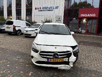 Avarii autoturisme Mercedes B-klasse B200 D 2022/5
