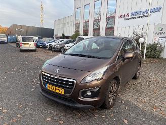 Schadeauto Peugeot 3008 1.6 VTI ACTIVE 2014/8