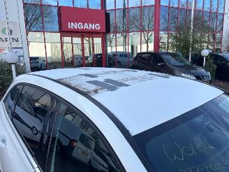 Mercedes B-klasse 200D picture 7