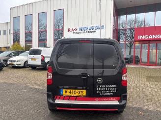 Vrakbiler auto Opel Combo Combo Cargo, Van, 2018 1.6 CDTI 100 2019/3