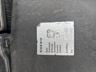 Volvo V-60 2.4 D6 AWD R-DESIGN PLUG IN HYBRIDE picture 19