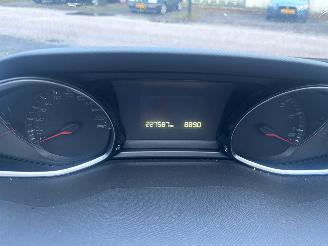 Peugeot 308 1.6 THP ACTIVE picture 13