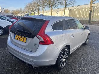 Volvo V-60 PLUG IN HYBRID 2.4 D6 AWD R-DESIGN picture 6