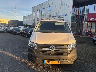 Auto incidentate Volkswagen Transporter 2.0 TDI L1H1 26 Comfortline 2022/9