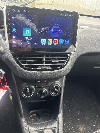 Peugeot 208 1.2 PURETECH ACTIVE picture 14