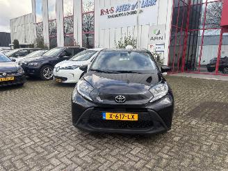 skadebil auto Toyota Aygo 1.0 VVT-I MT play Aygo X 2024/1