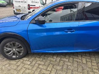 Peugeot e-208 EV Allure Pack 50 kWh picture 4