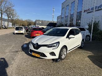 Renault Clio 1.0 TCe Zen MOTORSCHADE picture 2