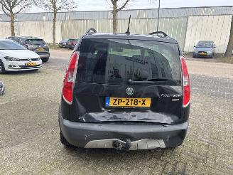 Skoda Roomster 1.2 TSI SCOUT picture 5