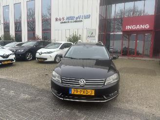skadebil auto Volkswagen Passat 1.4 90KW AUTOMAAT 2011/4