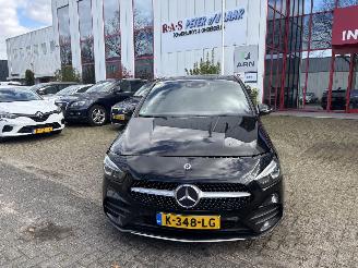 Schadeauto Mercedes B-klasse B180 D 1.5 85 KW 2021/1