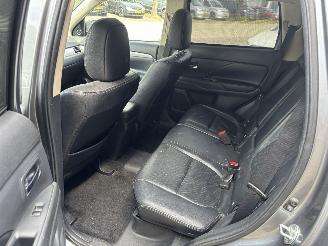 Mitsubishi Outlander 2.0 PHEV INSTYLE picture 12