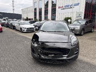 Schadeauto Ford Puma 1.0 92KW TIT. X 2021/1