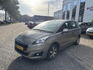Peugeot 5008 1.2 PURET. STYLE 5P. picture 2