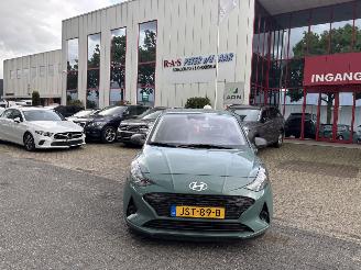 uszkodzony samochody osobowe Hyundai I-10 Comfort 2026/1