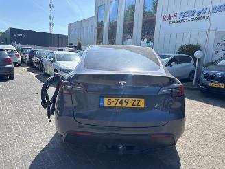 Vrakbiler auto Tesla Model Y Model Y (5YJY), SUV, 2019 / 2025 RWD 2023/5