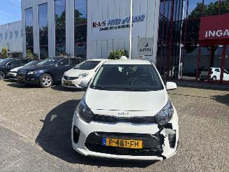 Vaurioauto  passenger cars Kia Picanto 1.0 DPI DYNAMICLINE 2022/2