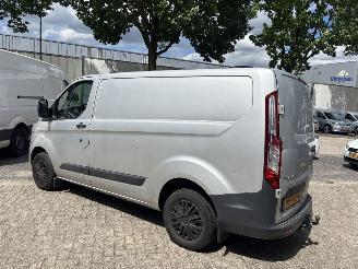 Ford Transit motorschade picture 5