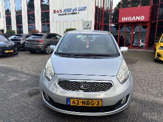 uszkodzony samochody osobowe Kia Venga 1.4 CVVT X-ECUTIVE 2010/9