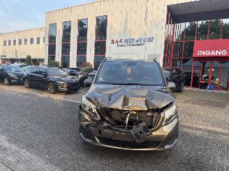 škoda osobní automobily Mercedes V-klasse 250d 4-MATIC Lang Avantgarde Edition 2016/5