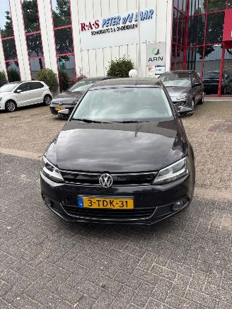 Schadeauto Volkswagen Jetta  2013/12