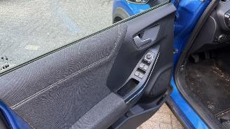 Ford Puma 1.0 ECOBOOST HYBRID TITANIUM picture 11