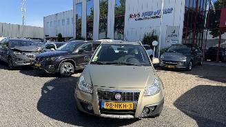 Voiture accidenté Fiat Sedici  2009/1