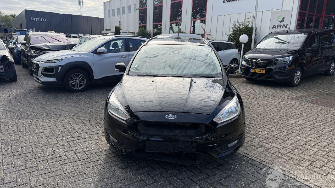 Ford Focus 1.0 TITANIUM