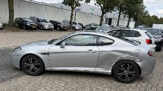Hyundai Coupé 2.0 DYNAMIC picture 3