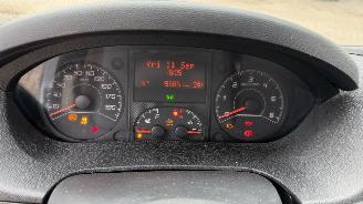 Peugeot Boxer 435 2.2 BlueHDi 140 L2H1 Zwaar Premium picture 11