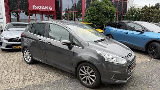 Ford B-Max 1.0 ECOB. TITANIUM picture 8