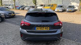 Ford Focus 1.0 EcoBoost picture 5