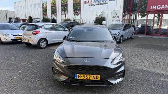 uszkodzony samochody osobowe Ford Focus 1.0 EcoBoost 2019/6