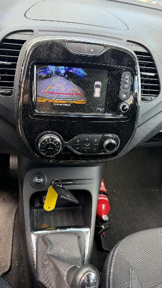 Renault Captur 0.9 TCE AUTHENTIQUE picture 13