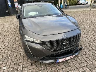 skadebil auto Peugeot 308 SW. 1.2 - 96 Kw Automaat  . Nieuwste model  ! 2023/5