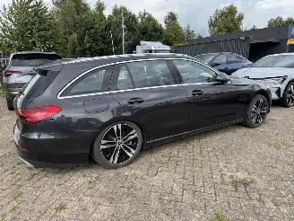 Mercedes C-klasse 300 e Plug-in Hybride T-Model picture 14