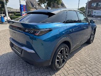 krockskadad bil auto Peugeot 3008 Hybride Allure nieuwste model 2025/4