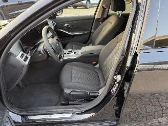 BMW 3-serie 318i Touring Business picture 21