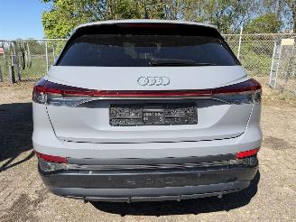 skadebil auto Audi Q4 40 Etron S-Line 2023/8