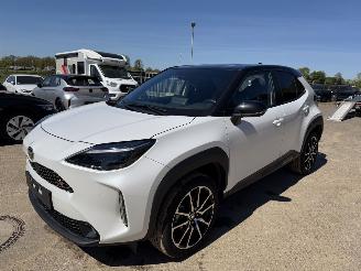 krockskadad bil auto Toyota Yaris Cross GR Sport Hybrid 2023/10