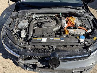 Volkswagen Golf 1.5 E-Hybride picture 18