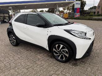 krockskadad bil auto Toyota Aygo X  1.0 VVTi  MT Pulse 2024/11